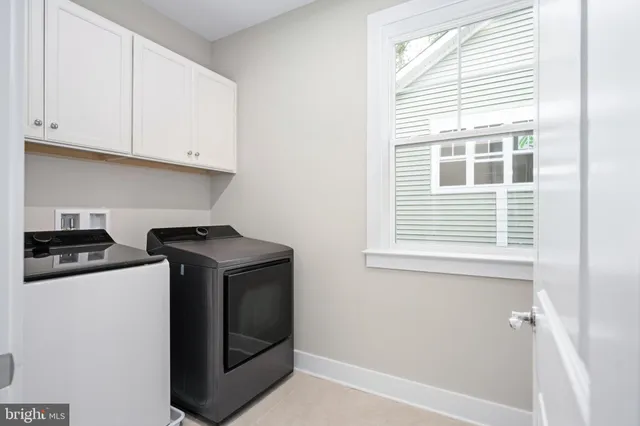 $1,549,990 | 8761 Southern Oaks Place, Lorton, VA 22079