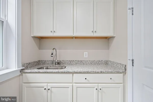 $1,549,990 | 8761 Southern Oaks Place, Lorton, VA 22079