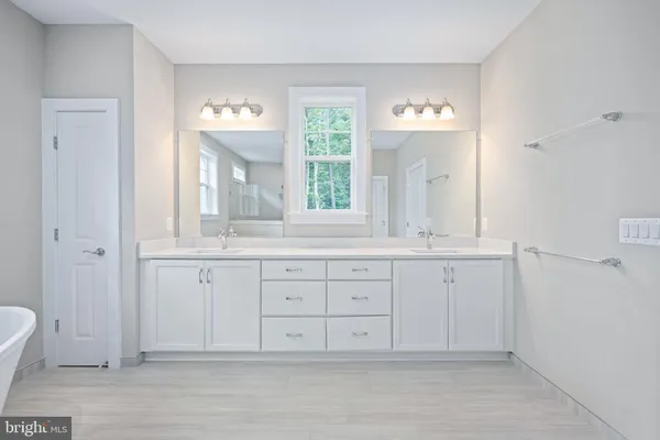 $1,549,990 | 8761 Southern Oaks Place, Lorton, VA 22079
