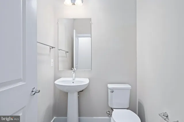 $1,549,990 | 8761 Southern Oaks Place, Lorton, VA 22079