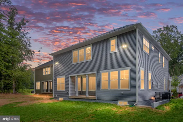 $1,549,990 | 8761 Southern Oaks Place, Lorton, VA 22079