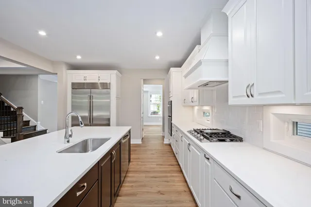 $1,549,990 | 8761 Southern Oaks Place, Lorton, VA 22079