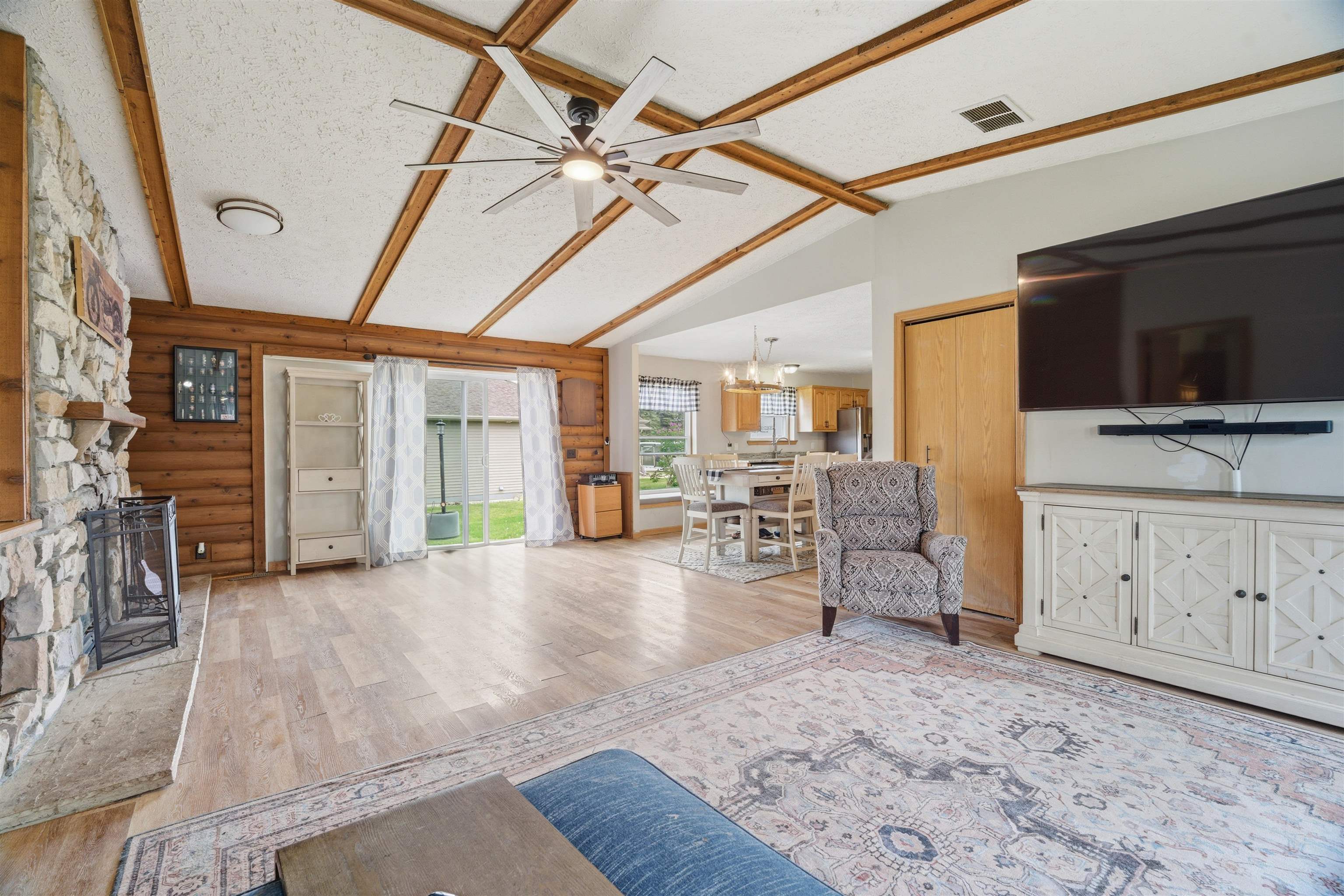 311 North 3rd Street Hilbert, WI 54129 - Photo 6 of 40