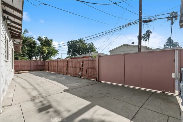 $849,900 | 1029 Maine Avenue, Long Beach, CA 90813