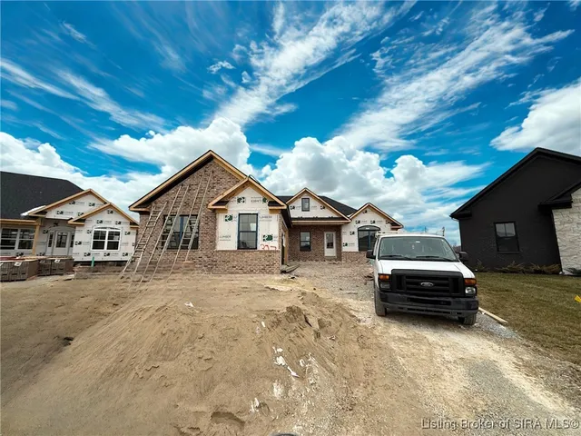 $599,900 | 1715 Greenbrier Place, Unit LOT 327, Henryville, IN 47126