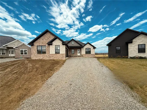 $599,900 | 1715 Greenbrier Place, Unit LOT 327, Henryville, IN 47126