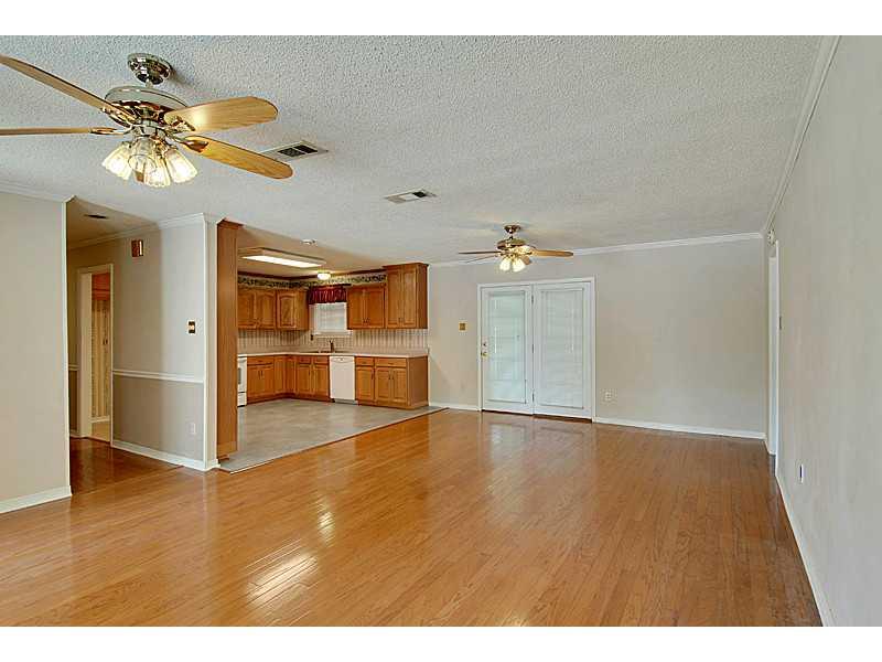 5240 Willowtree Road Marrero, LA 70072 - Photo 4 of 10 Gallery Image 4