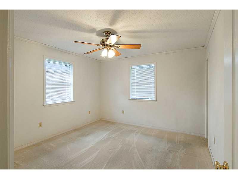 5240 Willowtree Road Marrero, LA 70072 - Photo 6 of 10 Gallery Image 6
