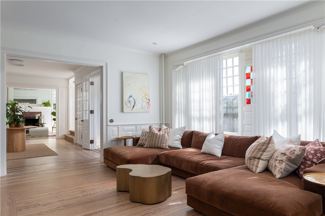 80 Kay Street Newport, RI 02840 - Photo 13 of 50