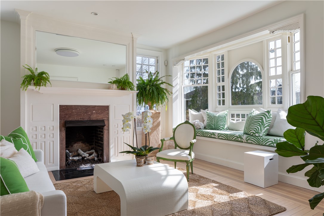 80 Kay Street Newport, RI 02840 - Photo 2 of 50