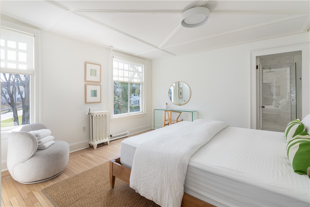 80 Kay Street Newport, RI 02840 - Photo 26 of 50