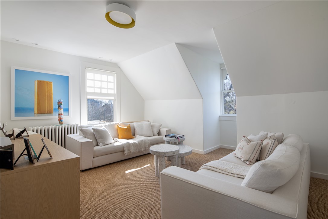 80 Kay Street Newport, RI 02840 - Photo 36 of 50