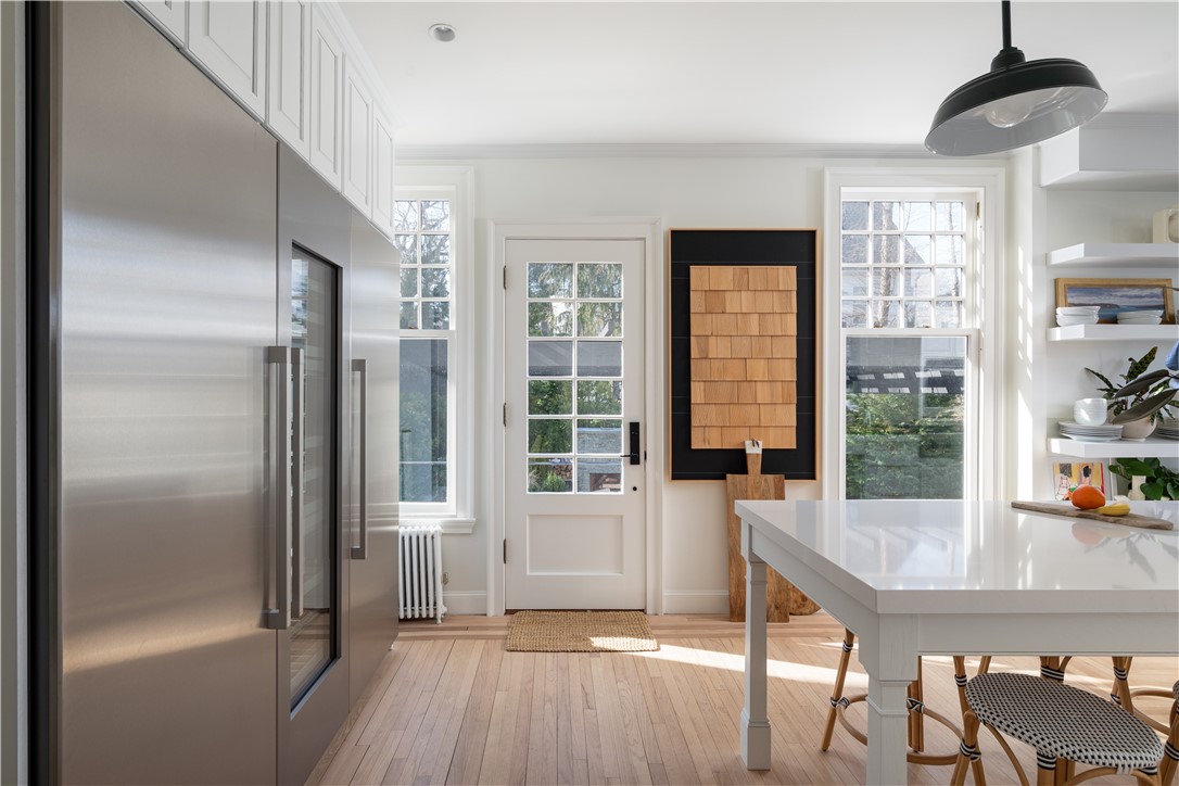 80 Kay Street Newport, RI 02840 - Photo 7 of 50