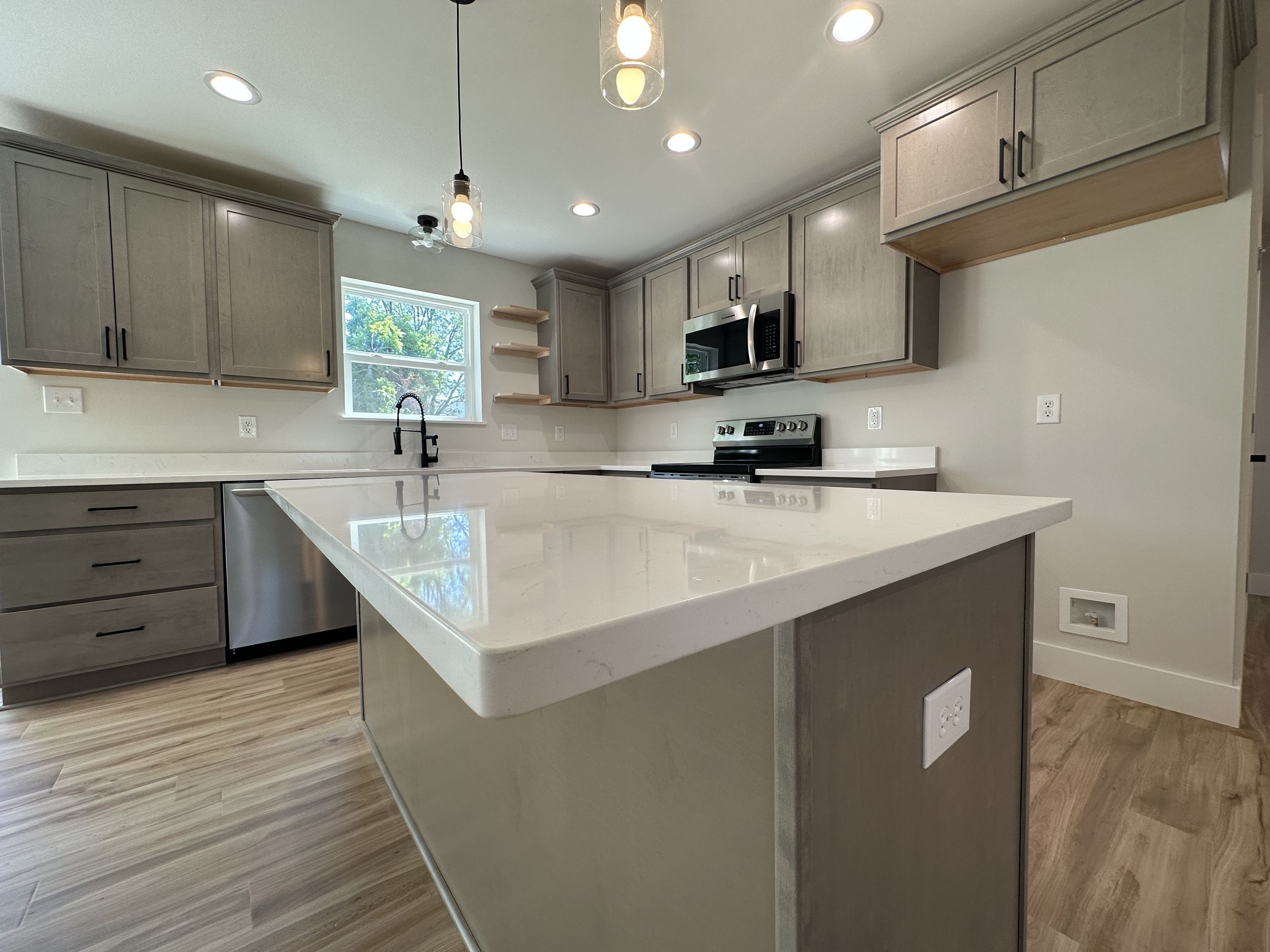 216 Gettysburg Coatesville, IN 46121 - Photo 6 of 17