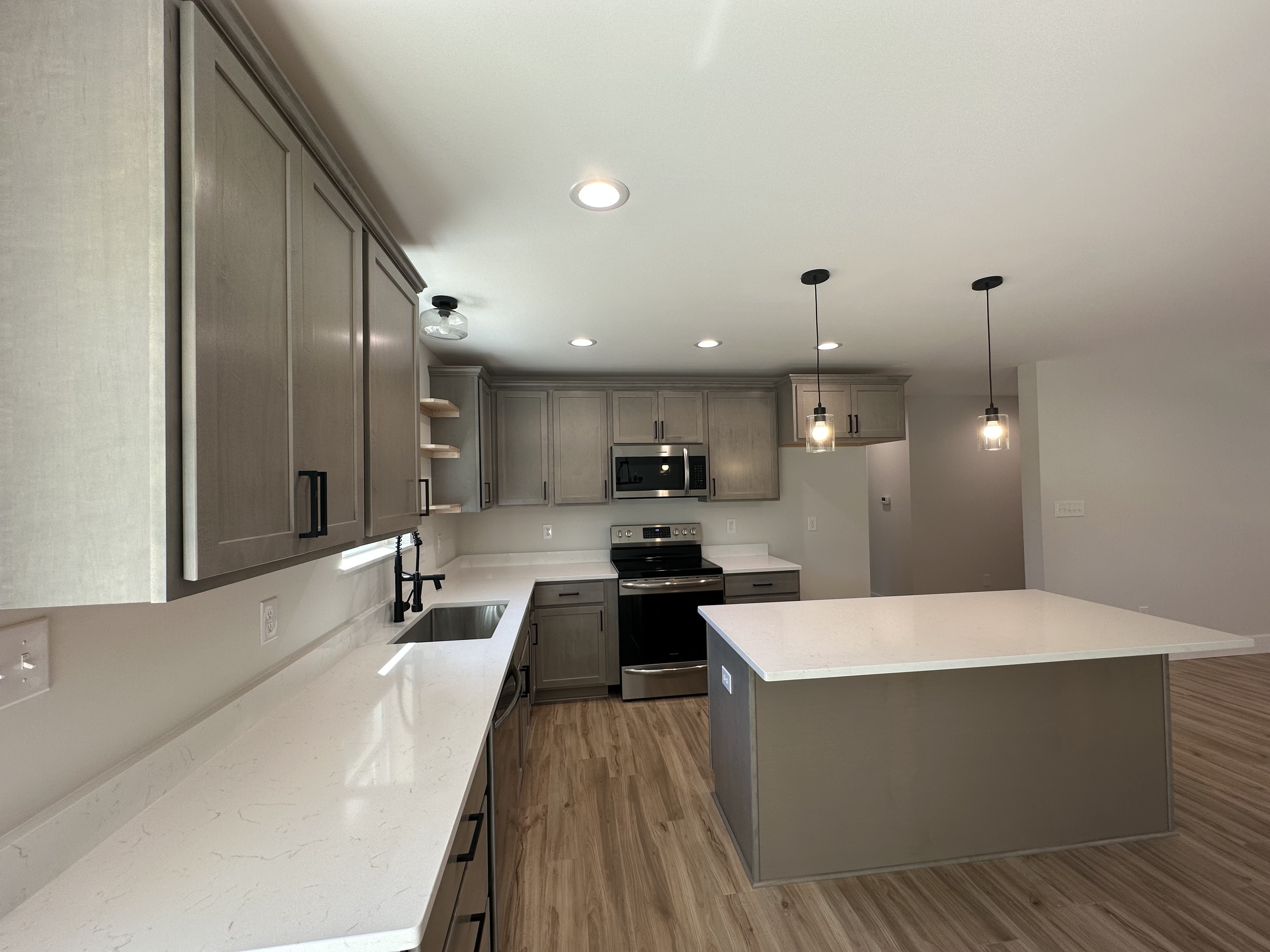 216 Gettysburg Coatesville, IN 46121 - Photo 8 of 17