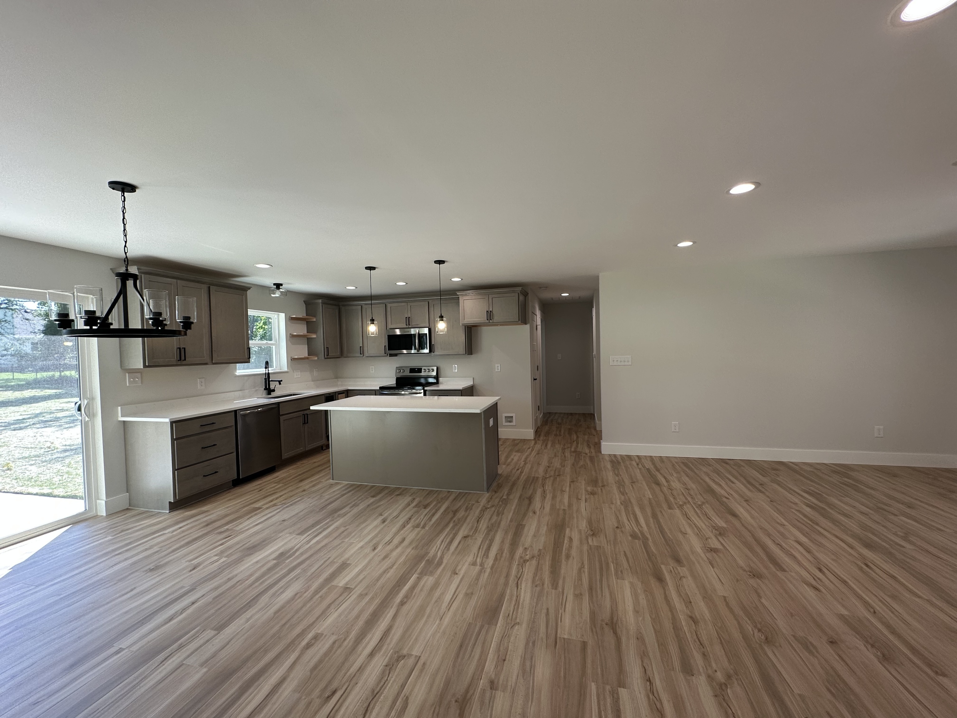 216 Gettysburg Coatesville, IN 46121 - Photo 10 of 17