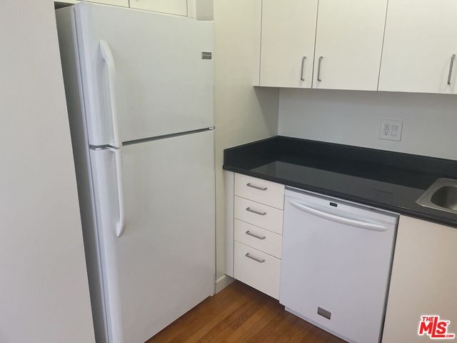 a view of sky from window