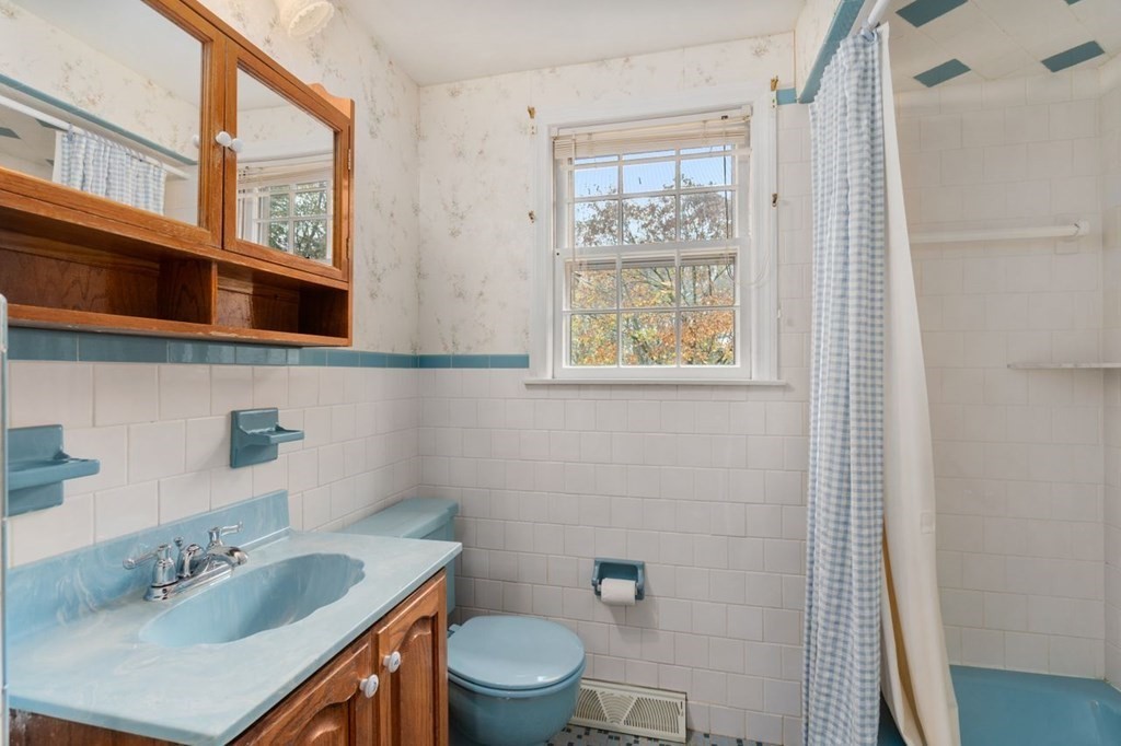 27 Audubon Road Norwood, MA 02062 - Photo 18 of 31