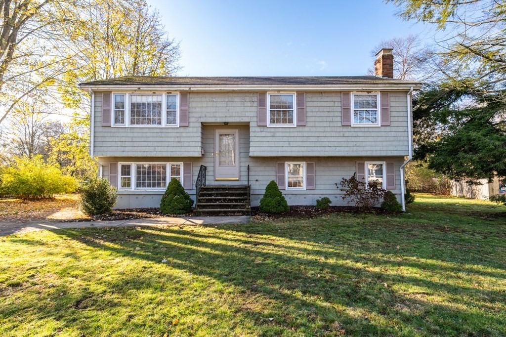 27 Audubon Road Norwood, MA 02062 - Photo 2 of 31
