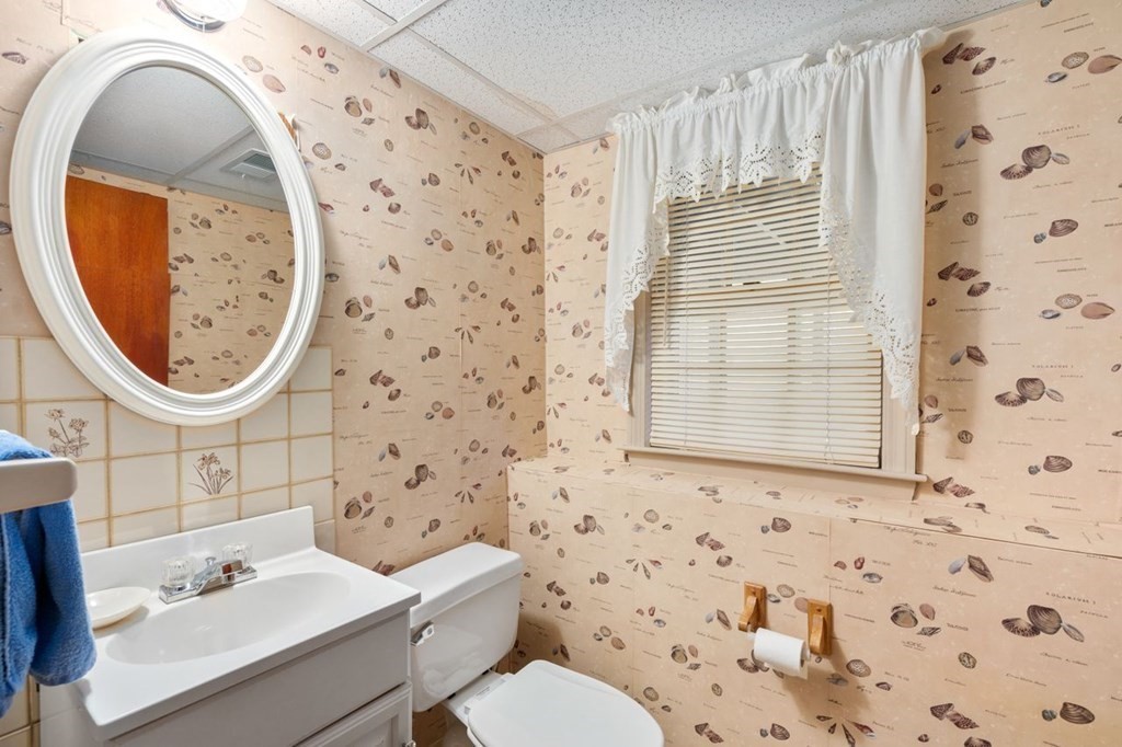 27 Audubon Road Norwood, MA 02062 - Photo 23 of 31