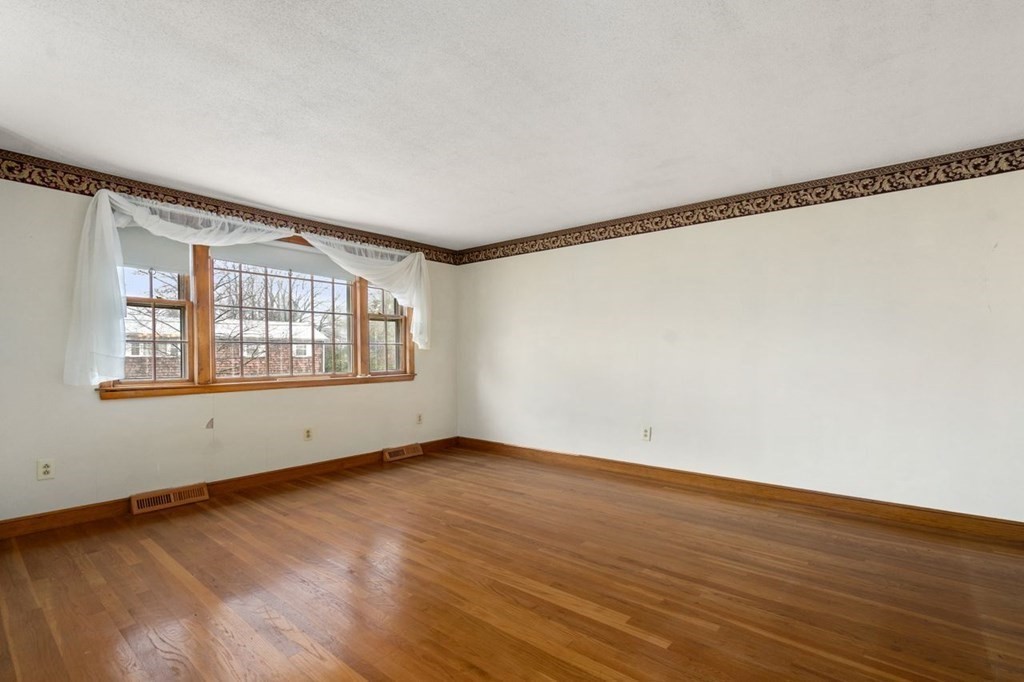 27 Audubon Road Norwood, MA 02062 - Photo 10 of 31