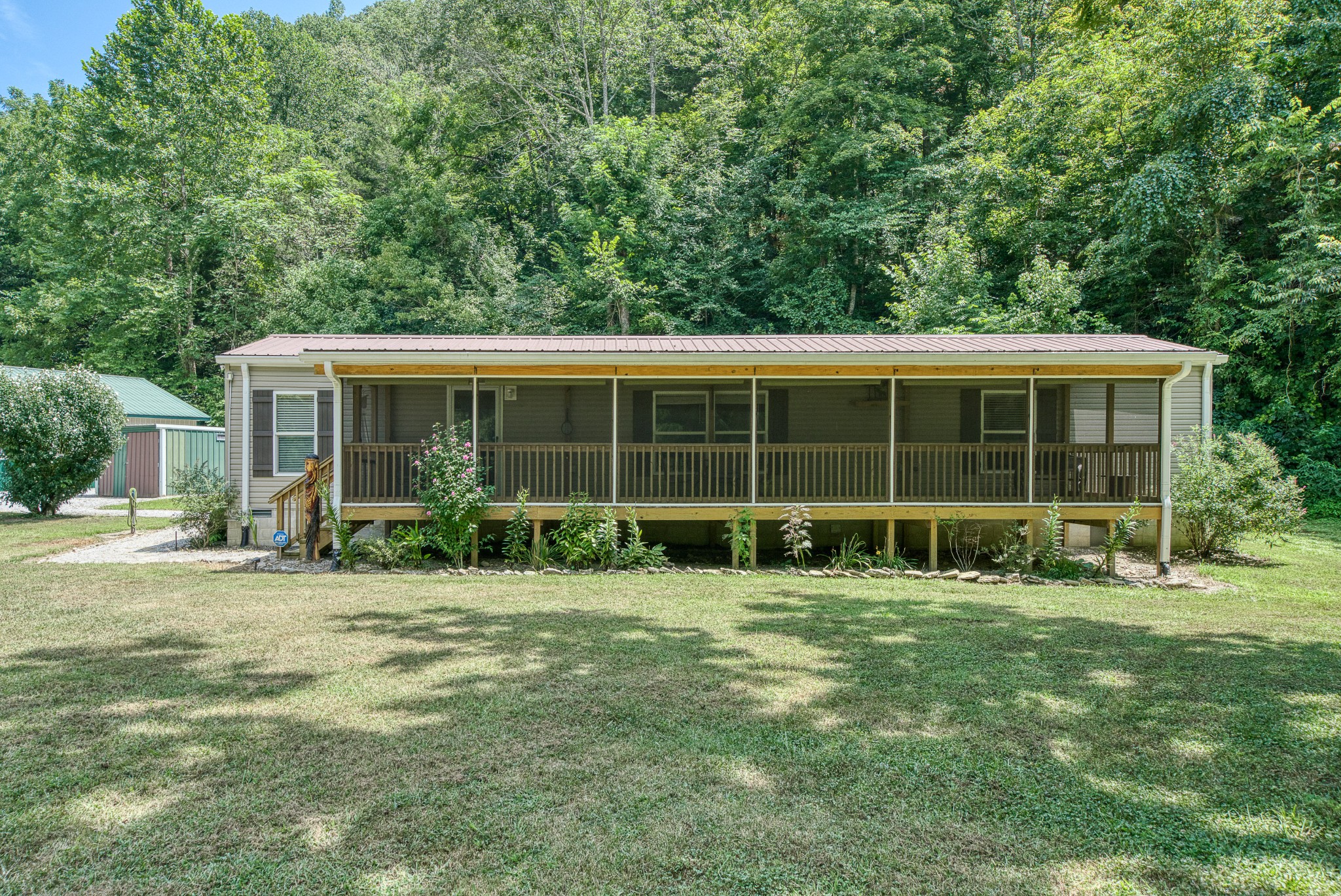 1122 Modock Hollow Road Celina, TN 38551 - Photo 1 of 38 Gallery Image 1