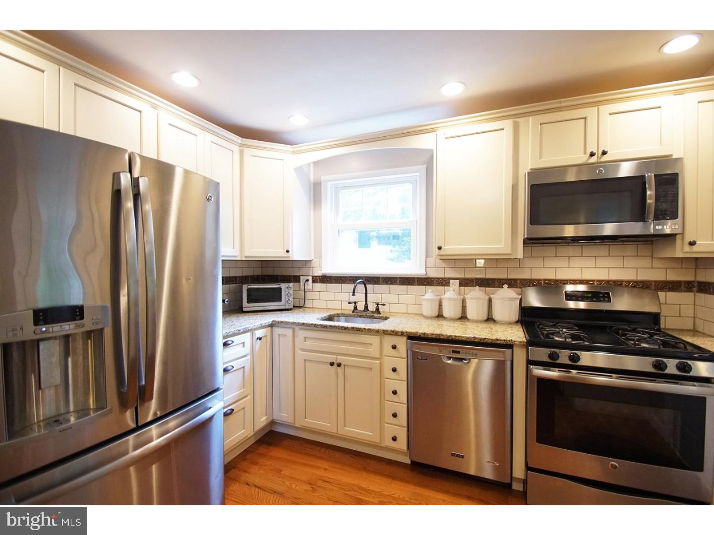 33 Colonial Road Havertown, PA 19083 - Photo 9 of 20