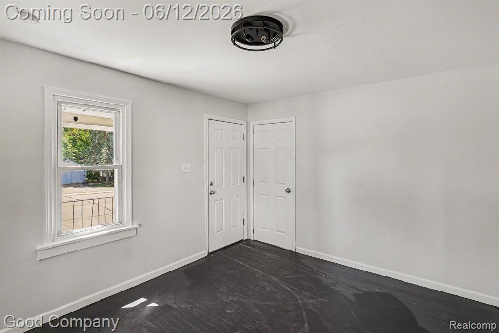 3499 East Atherton Road Burton, MI 48519 - Photo 3 of 28