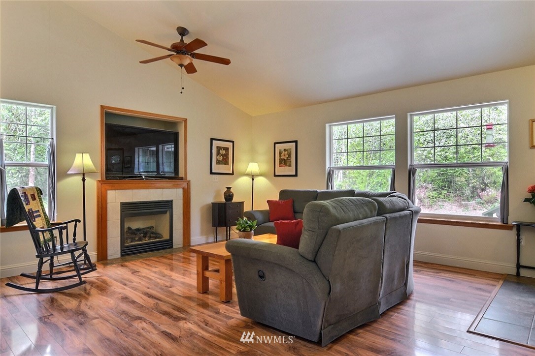 100 Victor Ridge Road Belfair, WA 98528 - Photo 2 of 29