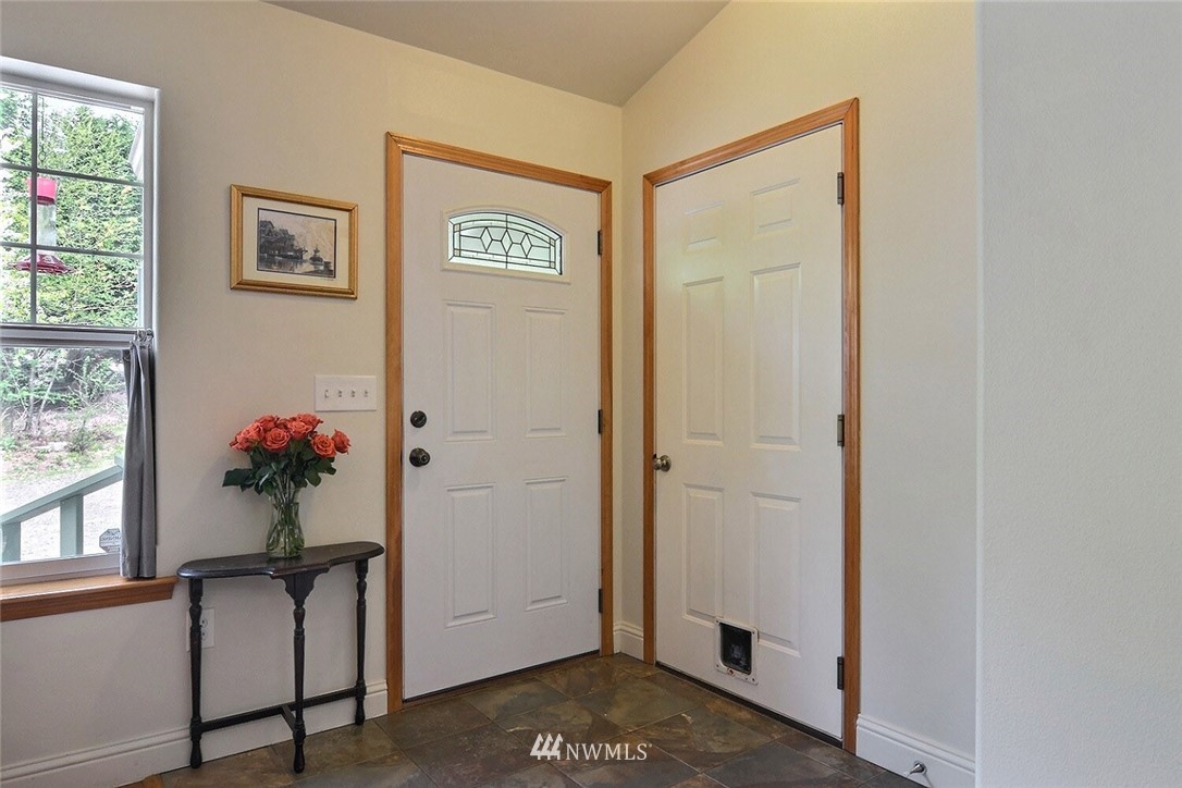 100 Victor Ridge Road Belfair, WA 98528 - Photo 4 of 29