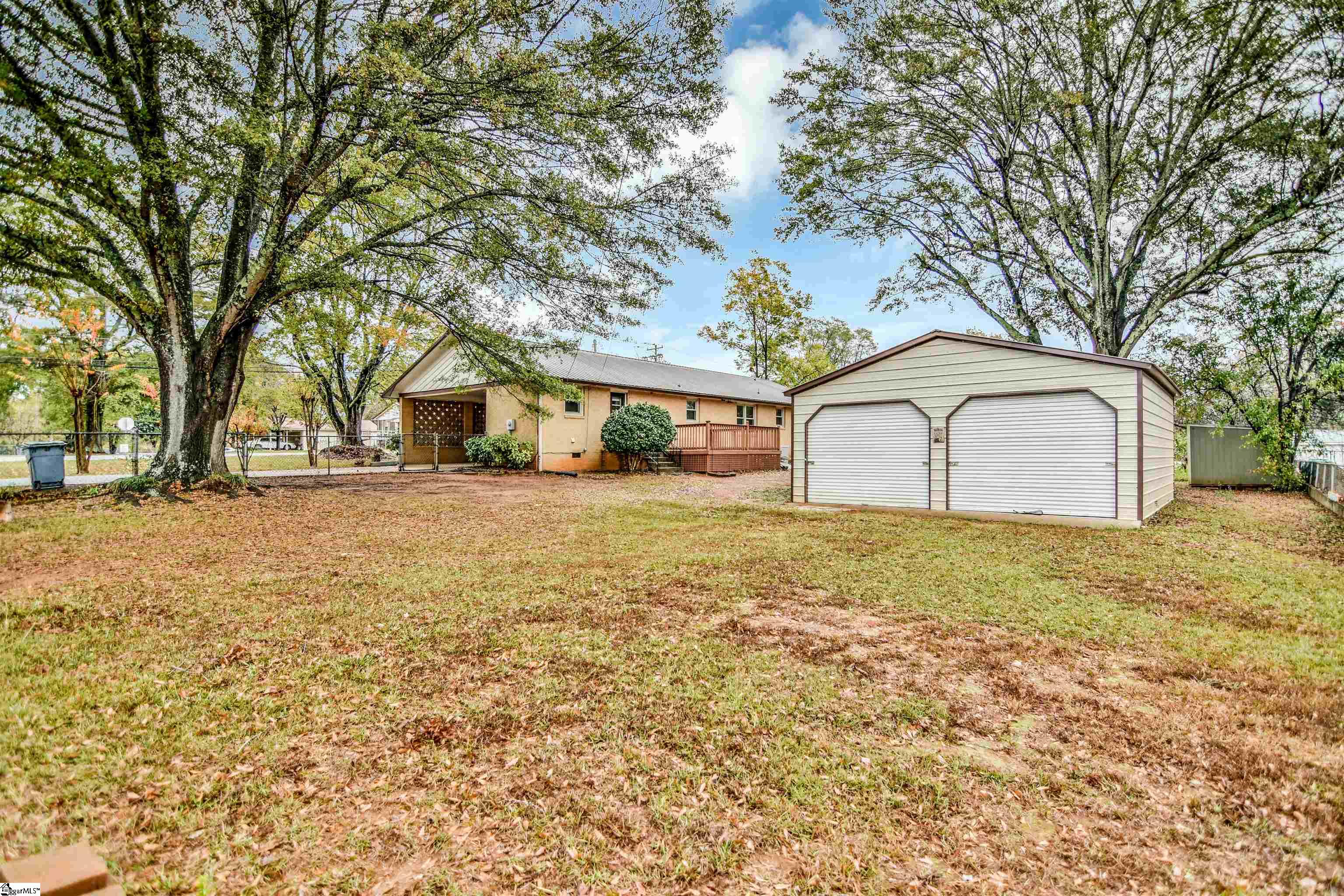 623 Watkins Road Greenville, SC 29617 - Photo 2 of 31 Gallery Image 2