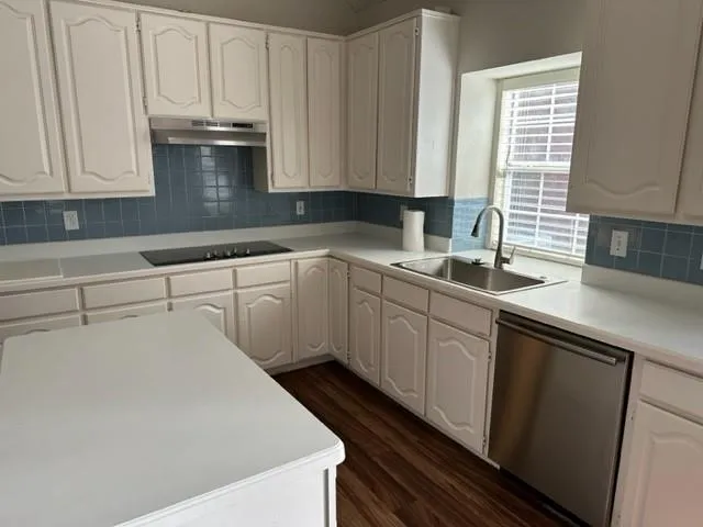 $3,600 | 3838 Azure Lane, Addison, TX 75001