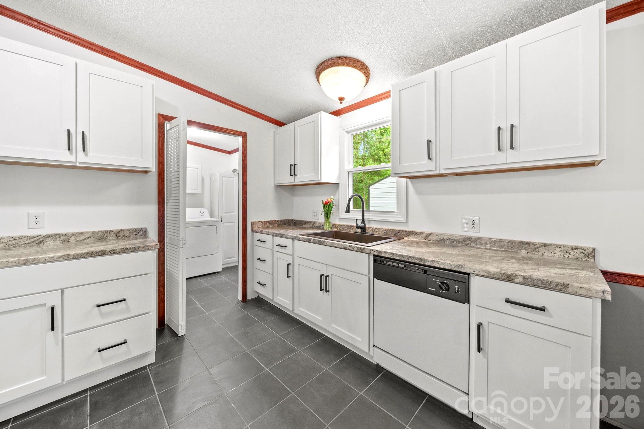 417 Old Tulip Farm Road Salisbury, NC 28147 - Photo 12 of 32