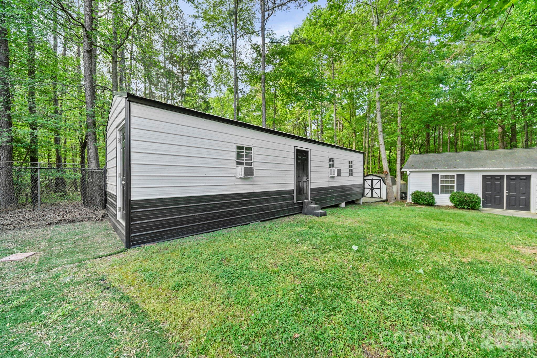 417 Old Tulip Farm Road Salisbury, NC 28147 - Photo 22 of 32