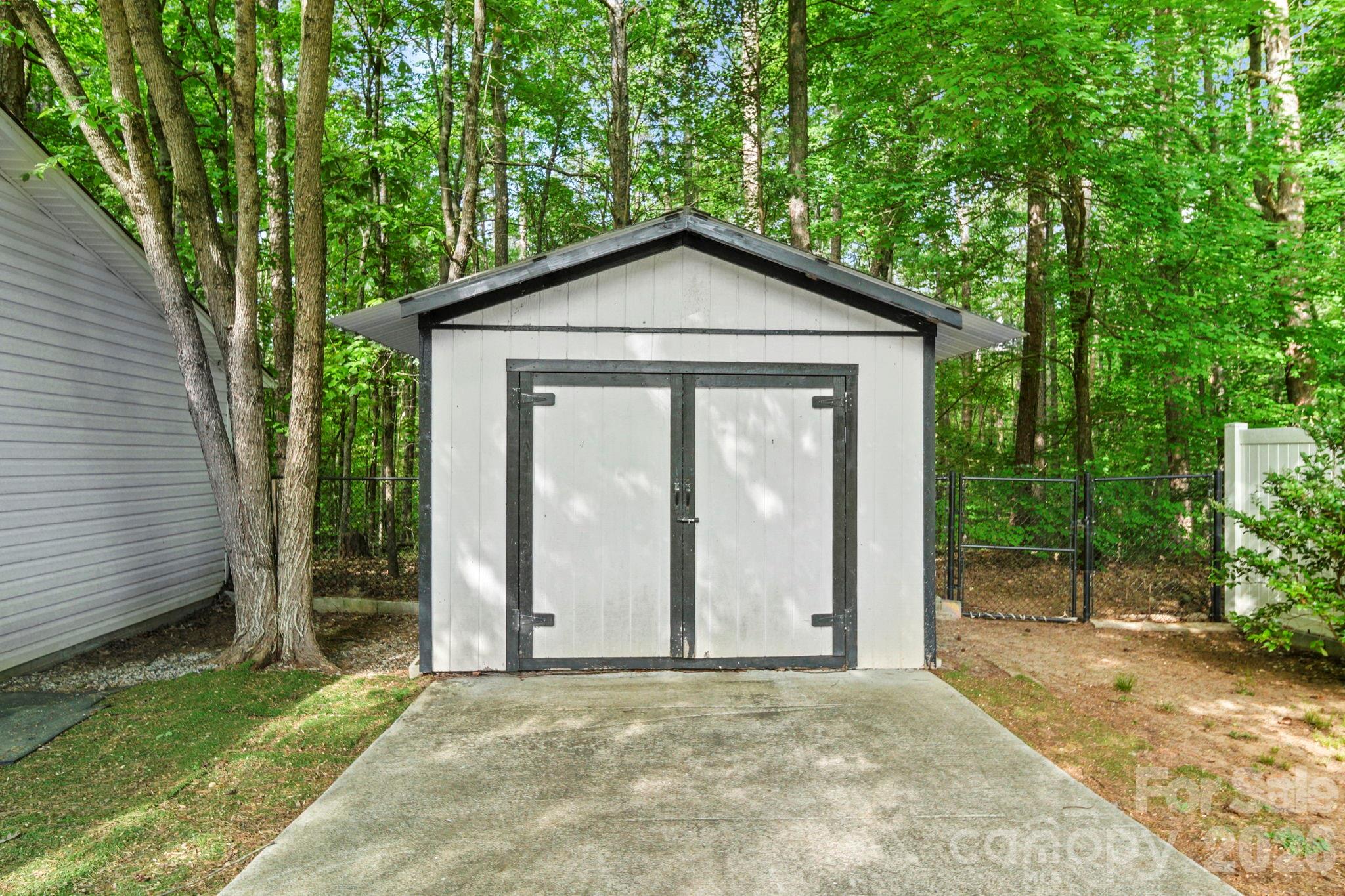 417 Old Tulip Farm Road Salisbury, NC 28147 - Photo 28 of 32