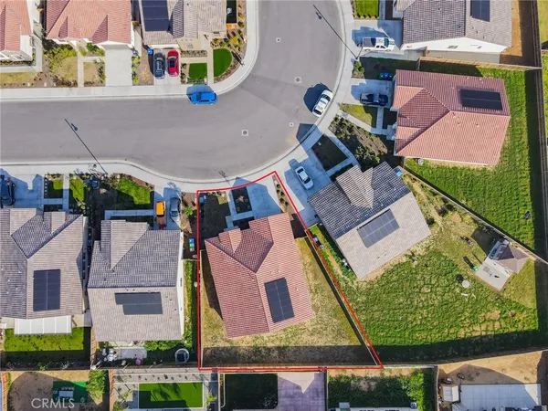 $449,990 | 3317 Whispering Brk Lane, Shafter, CA 93263