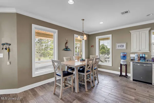 $749,900 | 6253 Shawnee Street, Kiln, MS 39556