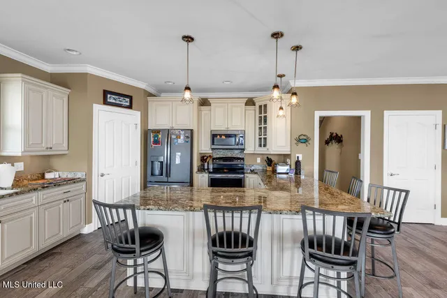 $749,900 | 6253 Shawnee Street, Kiln, MS 39556