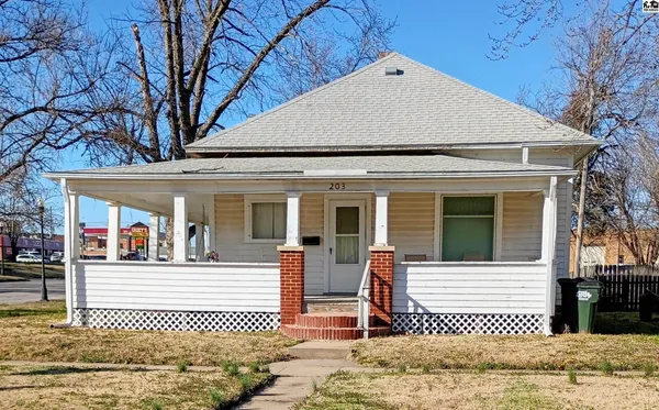 $65,000 | 203 East Washington Street, Lyons, KS 67554