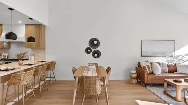 $1,049,900 | 15662 Via Calanova, San Diego, CA 92128