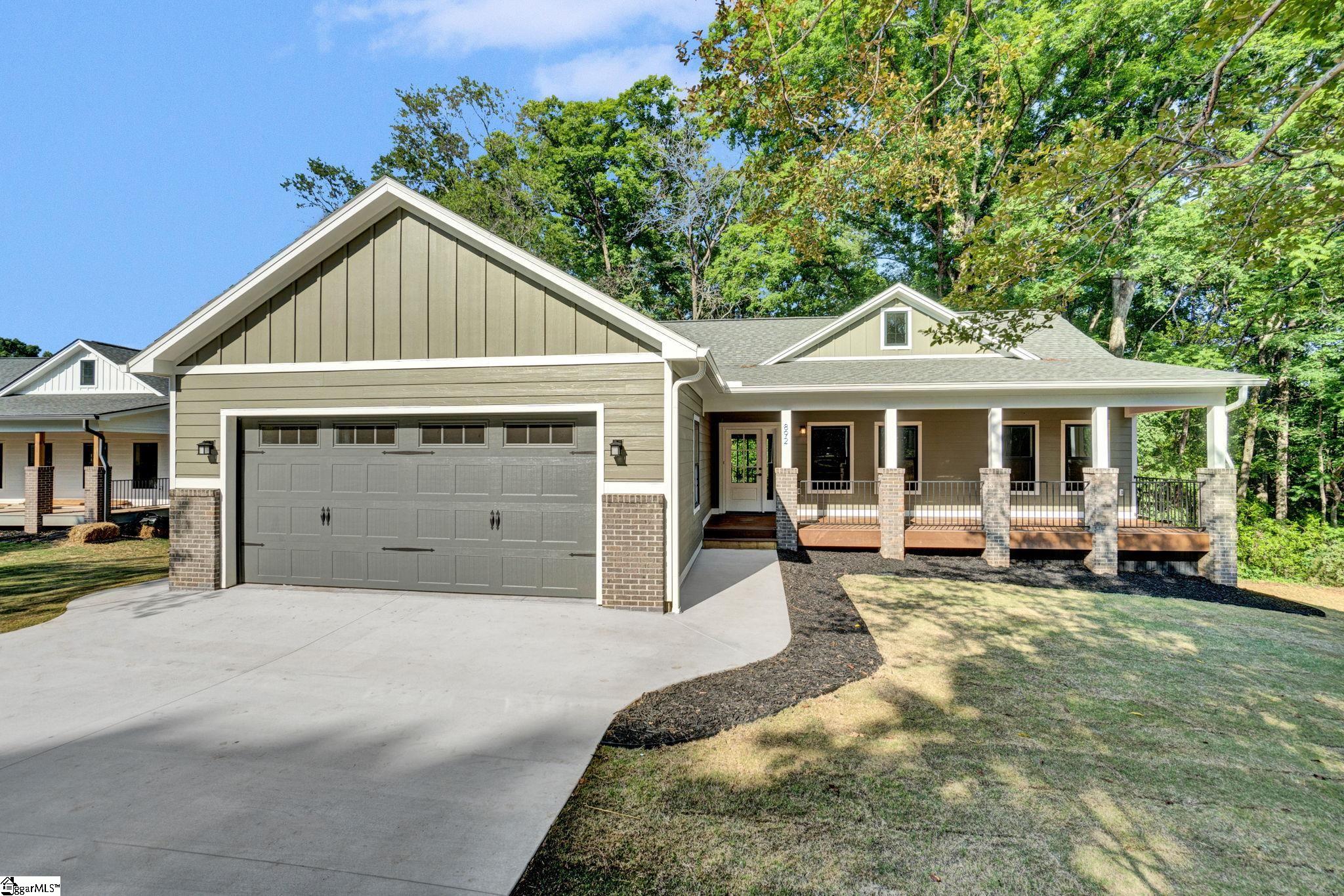 892 Crenshaw Street Pendleton, SC 29670 - Photo 1 of 24