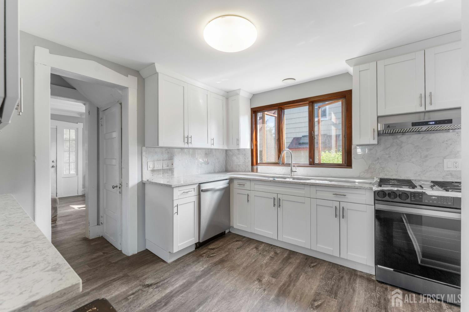 341 Mountain View Terrace Dunellen, NJ 08812 - Photo 19 of 28