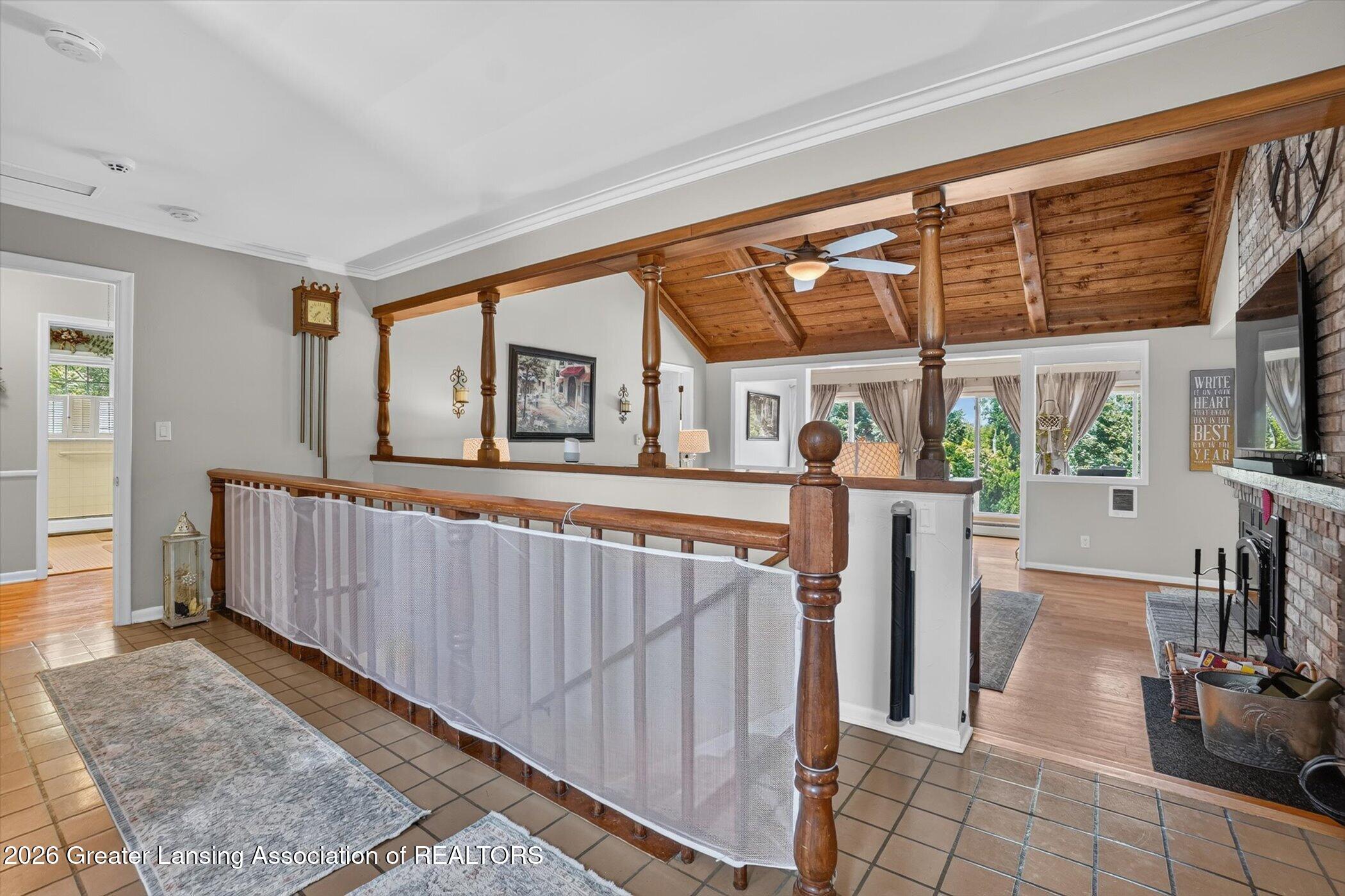 4426 Barton Road Lansing, MI 48917 - Photo 5 of 72 07-4426-Barton-Rd-Windowstill-Photograph