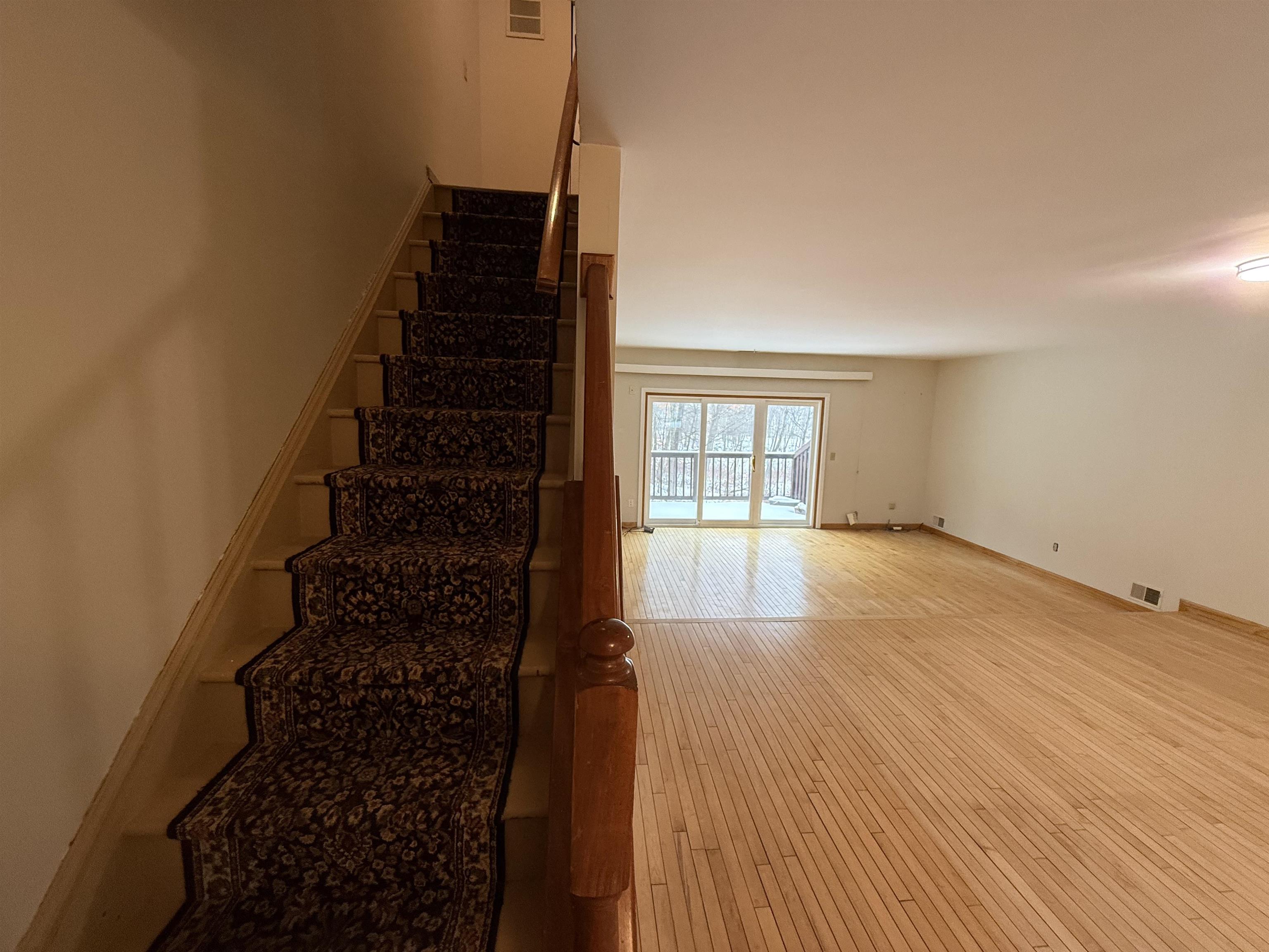 147 Middlesex Road Merrimack, NH 03054 - Photo 13 of 27 Gallery Image 13