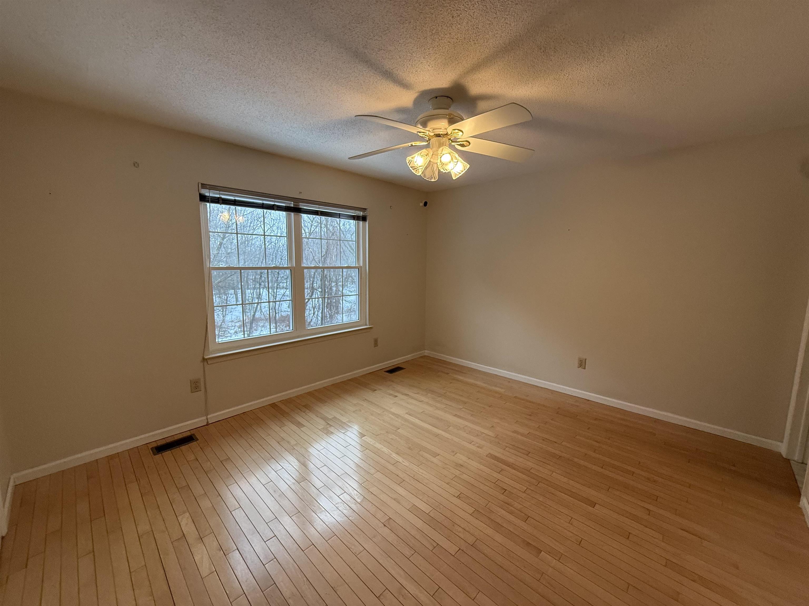 147 Middlesex Road Merrimack, NH 03054 - Photo 15 of 27 Gallery Image 15