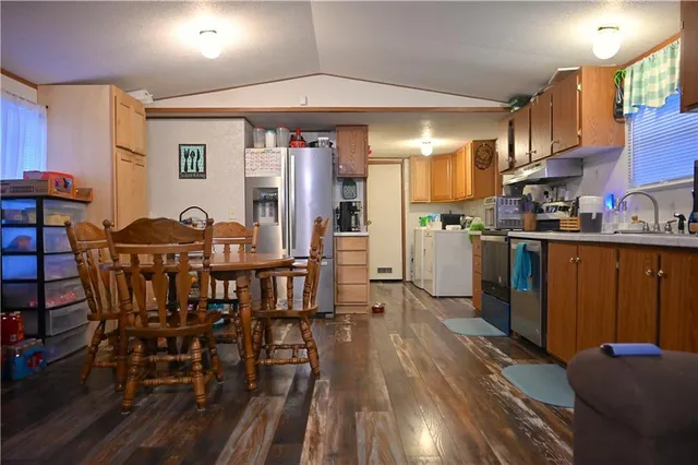 $310,000 | 195 Varvarosky Road, Deville, LA 71328