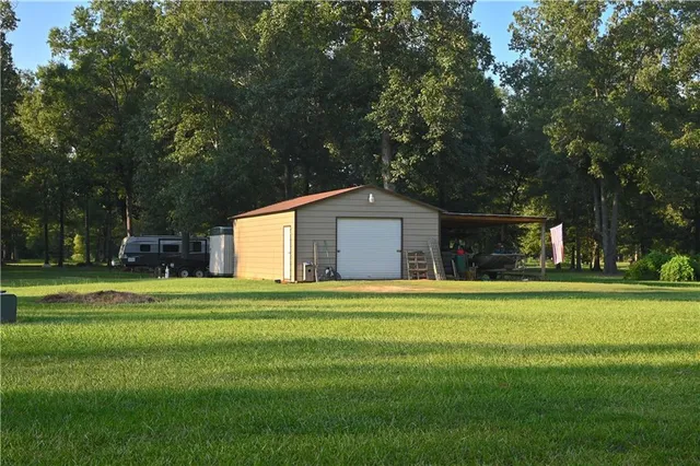 $310,000 | 195 Varvarosky Road, Deville, LA 71328