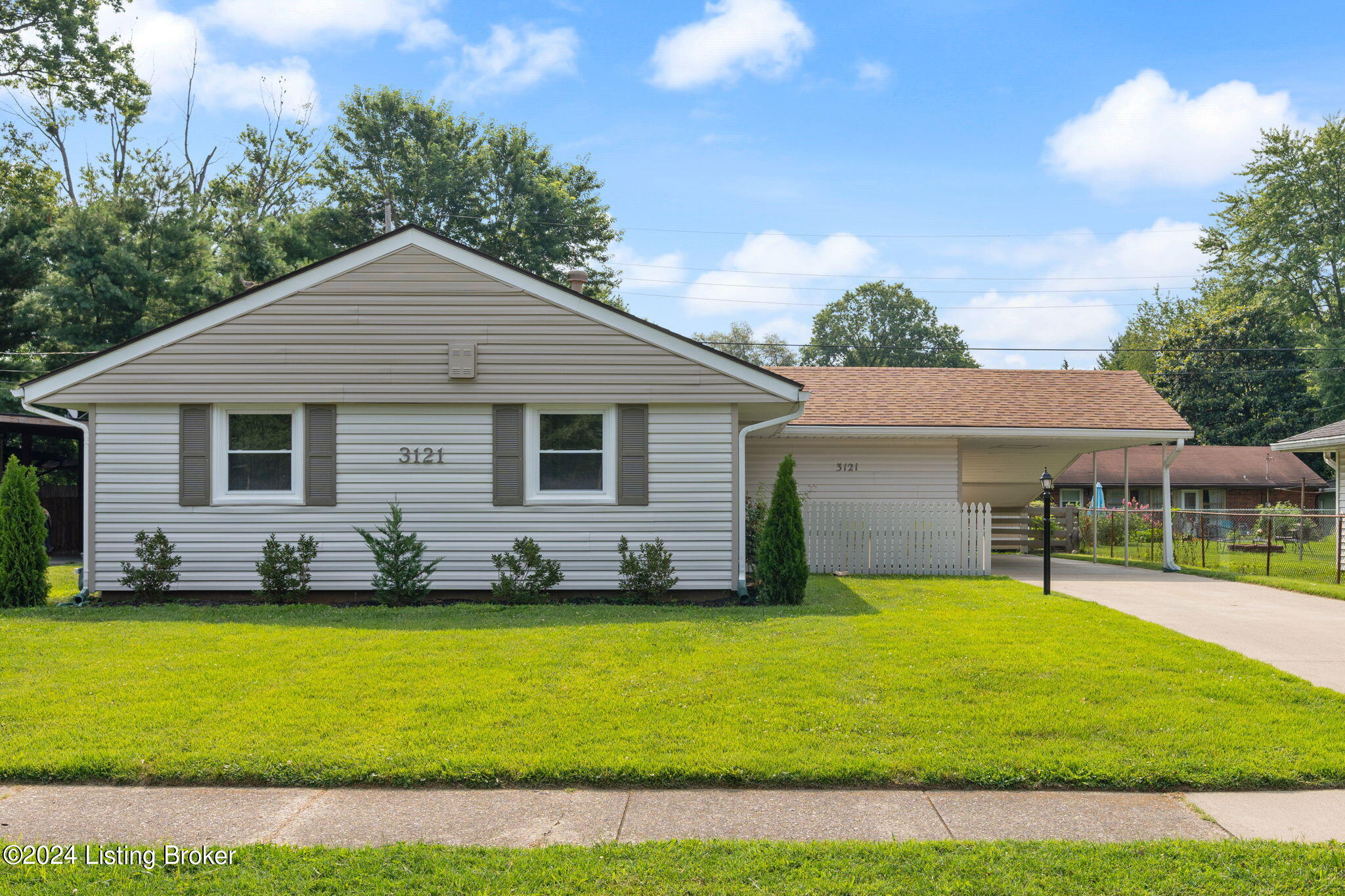 3121 Radiance Road Louisville, KY 40220 - Photo 2 of 36 3121 Radiance Rd-2