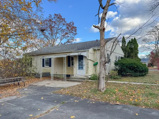 $364,900 | 9 Paul Avenue, Freetown, MA 02717