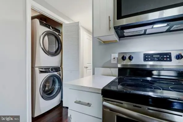 $2,600 | 1706 Massachusetts Avenue Southeast, Unit A, Washington, DC 20003